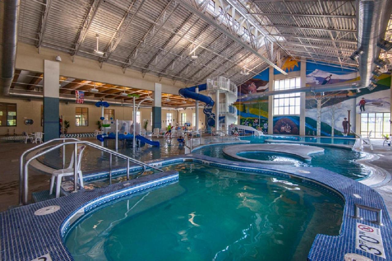 New River Front Luxury Villa #236 With Hot Tub & Great Views - 500 Dollars Of Free Activities & Equipment Rentals Daily وينتر بارك المظهر الخارجي الصورة